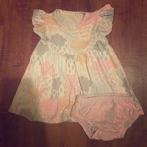 Matching dress & bloomers babygirl